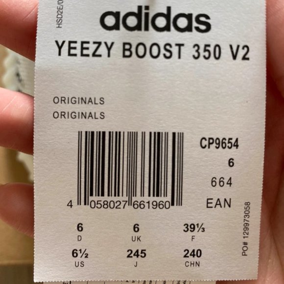 Yeezy boost 350 V2